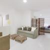 Отель White Stylish Apartment 3, фото 2