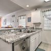 Отель South Padre Island Condo: Pool < 1/4 Mile to Beach, фото 19