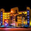 Отель South Beach Condo Hotel by Sunsational Beach Rentals в Треже-Айленде