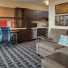 Отель TownePlace Suites by Marriott Columbus North - OSU, фото 5