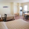 Отель Motel Appartements le Saint-Patrick в Сент-Флав