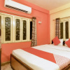 Отель OYO 19552 Golden Deer Guest House, фото 7