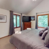 Отель Dean Hill Chalet 5 Bedroom Townhouse by RedAwning, фото 2