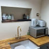 Отель Cozy Cabin Retreat in Gloucestershire, фото 2