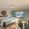 Отель Mansão Beira Mar com Cinco Suítes na Praia da Ferradura - Por Luxury Rentals, фото 2