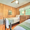Отель Peaceful Dog-friendly Cottage in Nat'l Forest, фото 12