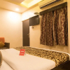 Отель Capital O 4381 Hotel Parashar, фото 6