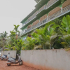 Отель Oyo 14021 Home 1bhk with Garden Morjim Beach, фото 1