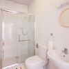 Отель Edinburgh Beachfront B&B, фото 10