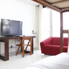 Отель Compact Studio Room at Beverly Dago Apartment near ITB, фото 2