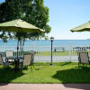 Отель Baymont Inn & Suites St. Ignace Lakefront, фото 19