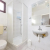 Отель Stunning Home in Rovanjska With 5 Bedrooms, Wifi and Outdoor Swimming Pool, фото 11