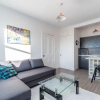 Отель Silver Lining Charming Meadowbank Flat, фото 10