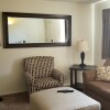 Отель Park Suites at 240 - One Bedroom Apartment, фото 4