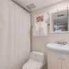 Отель Waves 17 - One Bedroom Condo, фото 8
