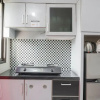 Отель Comfortable Studio Room At Kebagusan City, фото 2