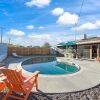 Отель Splash House W/ Private Pool & Fire Pit Dogs Welcome Free 3 Bedroom Home by RedAwning, фото 21