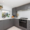 Отель Beautiful, Light and Spacious 2 Bedroom Flat in Clapham, фото 6