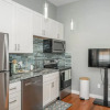 Отель Findlay Market Suite 2, фото 5