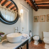 Отель Villa Lina in Lucca With 4 Bedrooms and 3 Bathrooms, фото 19