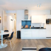 Отель Sun-drenched Beachside Apartment in Scheveningen, фото 7