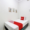 Отель OYO 92757 Ndalem Pusponyidro Syariah, фото 24