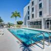 Отель Hampton Inn & Suites Sarasota/Bradenton-Airport, FL, фото 16