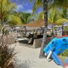 Отель Kontiki Beach Resort Curaçao в Синт-Виллибрордусе