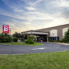 Отель Red Roof Inn PLUS+ Newark Liberty Airport - Carteret, фото 1
