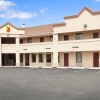 Отель Super 8 by Wyndham Rahway/Newark, фото 1