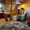 Отель Mooseberry Cabin, фото 2