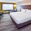 Отель Holiday Inn Express & Suites Des Moines Downtown, an IHG Hotel, фото 17