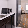 Отель Holiday Inn & Suites Dallas-Addison, an IHG Hotel, фото 6