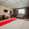 Отель OYO 90124 Payang Puri Baru Hotel, фото 9