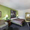 Отель Super 8 by Wyndham Houston Hobby Airport South, фото 5