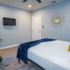 Отель Escape to 4br/3ba Brand New Downtown Home, фото 3
