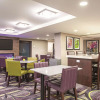 Отель La Quinta Inn & Suites by Wyndham Baltimore N / White Marsh, фото 18