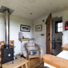 Отель Peat Gate Shepherd's Hut, фото 9