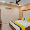 Отель Itsy Hotels Aakash,100 Mts From Sardar Patel Stadium, фото 4