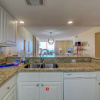 Отель Fourth floor condo at The Whaler with amazing gulf views, фото 11