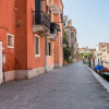 Отель Sunny Canal View in Venice Chic Movida, фото 1