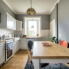 Отель Bright And Homely 1Bdr Close To City Centre, фото 12