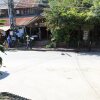 Отель Y Not Laos Hostel в Луангпхабанге
