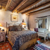 Отель Cowboy On The Acequia, 2 Bedrooms, Fireplaces, Washer/dryer, Sleeps 4, фото 12