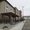 Отель Heartland Inn and Suites, фото 1