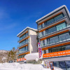 Отель Mountainside Hakuba, фото 1