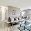 Отель Spacious 2BR Apt With King bed Near DT Hamilton, фото 8