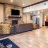 Отель Cobblestone Inn & Suites - Lakin, фото 12