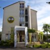 Отель B&B HOTEL Le Puy-en-Velay в Валь-пре-ле-Пюи