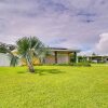 Отель Breezy Palm Bay Home: Outdoor Pool, Near Beaches!, фото 18